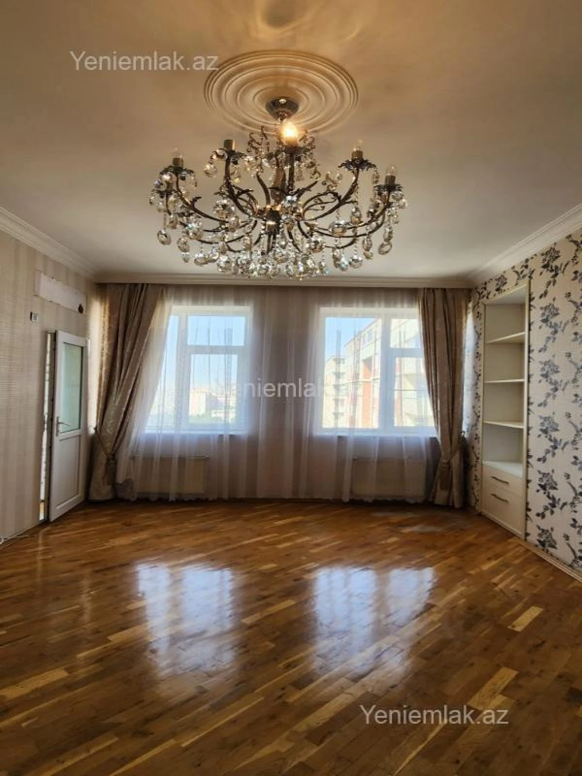 Satılır 3 otaqlı yeni tikili 80 m²