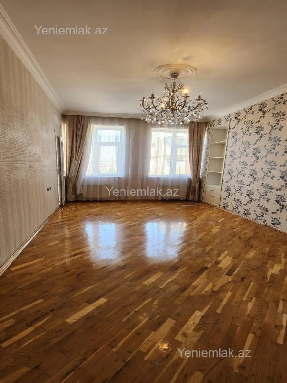 Satılır 3 otaqlı yeni tikili 80 m²