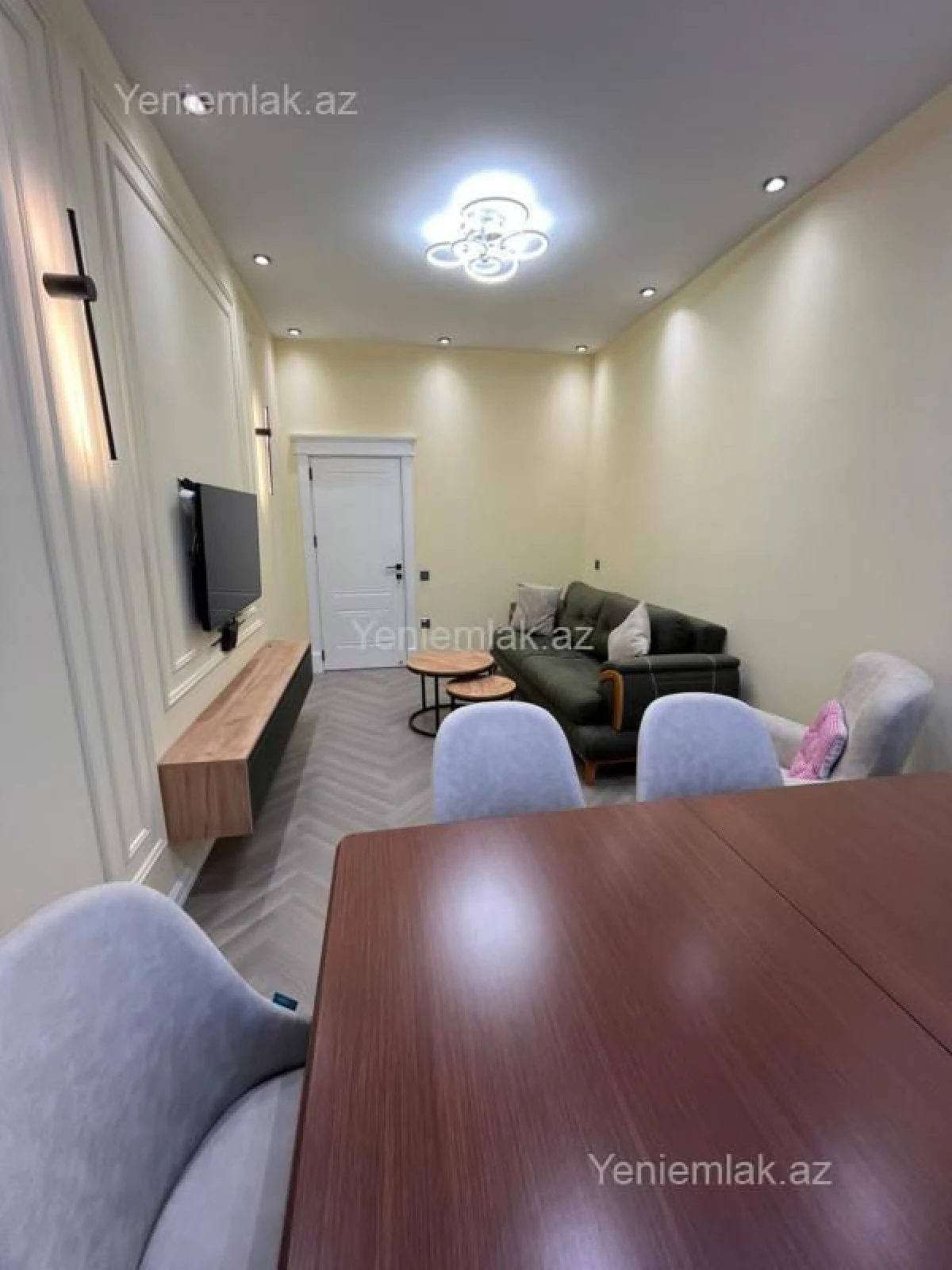 Satılır 2 otaqlı yeni tikili 70 m²