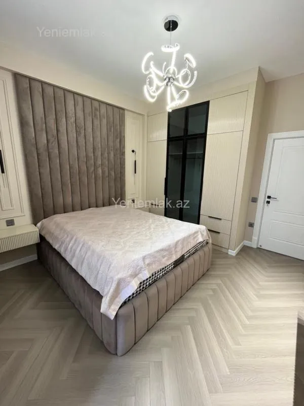 Satılır 2 otaqlı yeni tikili 70 m²