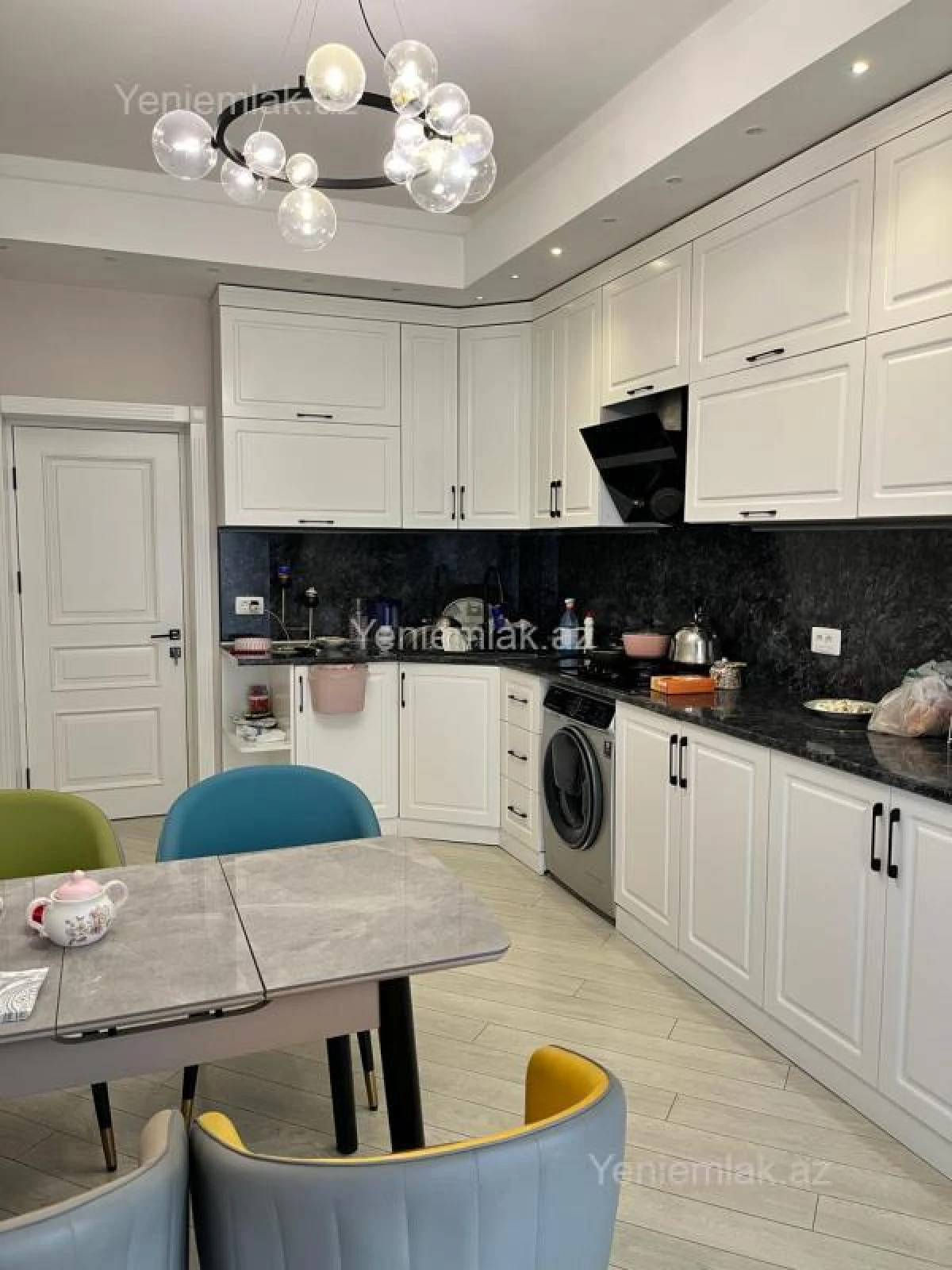 Satılır 2 otaqlı yeni tikili 88 m²