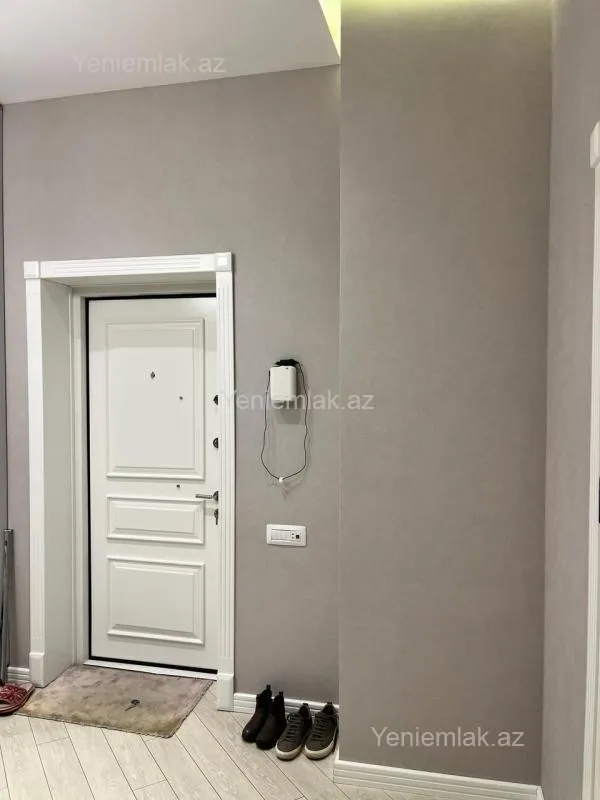 Satılır 2 otaqlı yeni tikili 88 m²