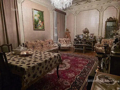 Satılır 6 otaqlı həyət evi 420 m²
