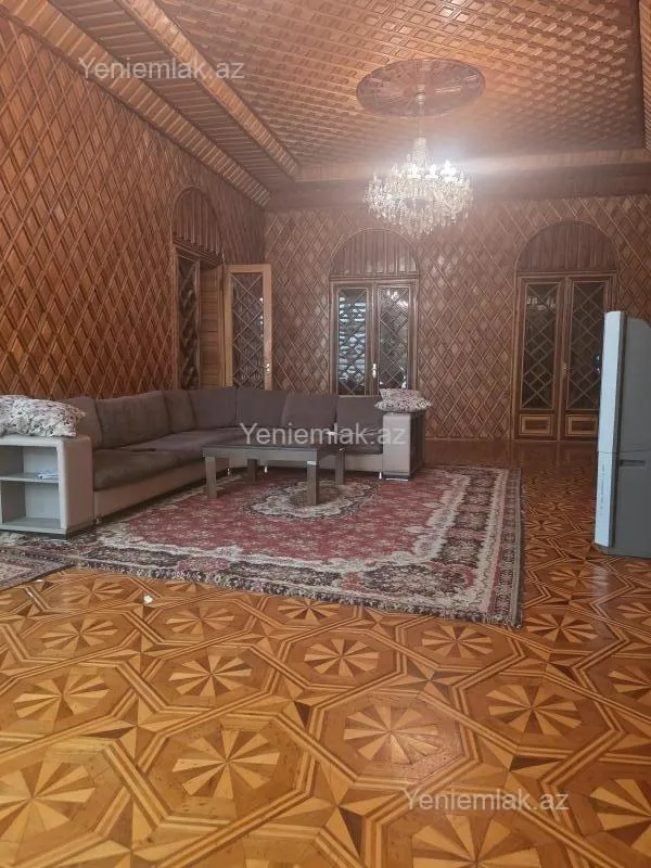 Satılır 6 otaqlı həyət evi 420 m²