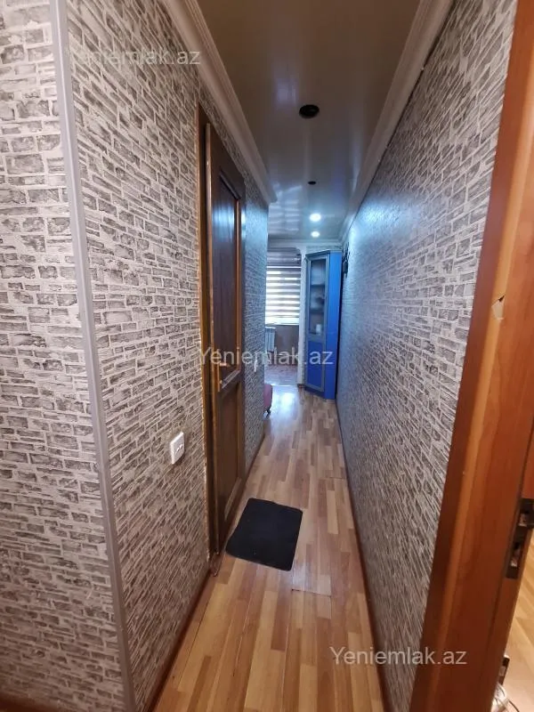 Satılır 3 otaqlı köhnə tikili 80 m²