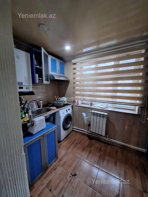 Satılır 3 otaqlı köhnə tikili 80 m²
