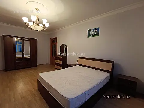 Satılır 6 otaqlı həyət evi 197 m²
