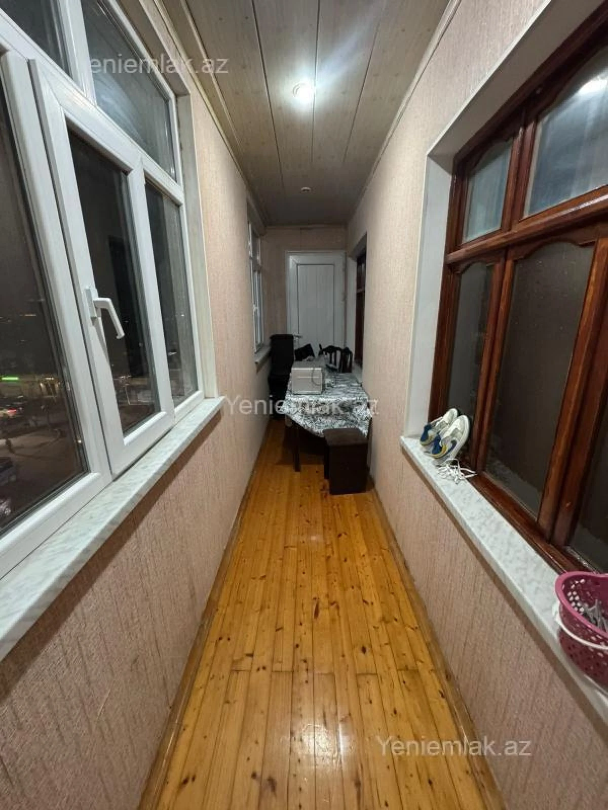 Satılır 2 otaqlı köhnə tikili 65 m²