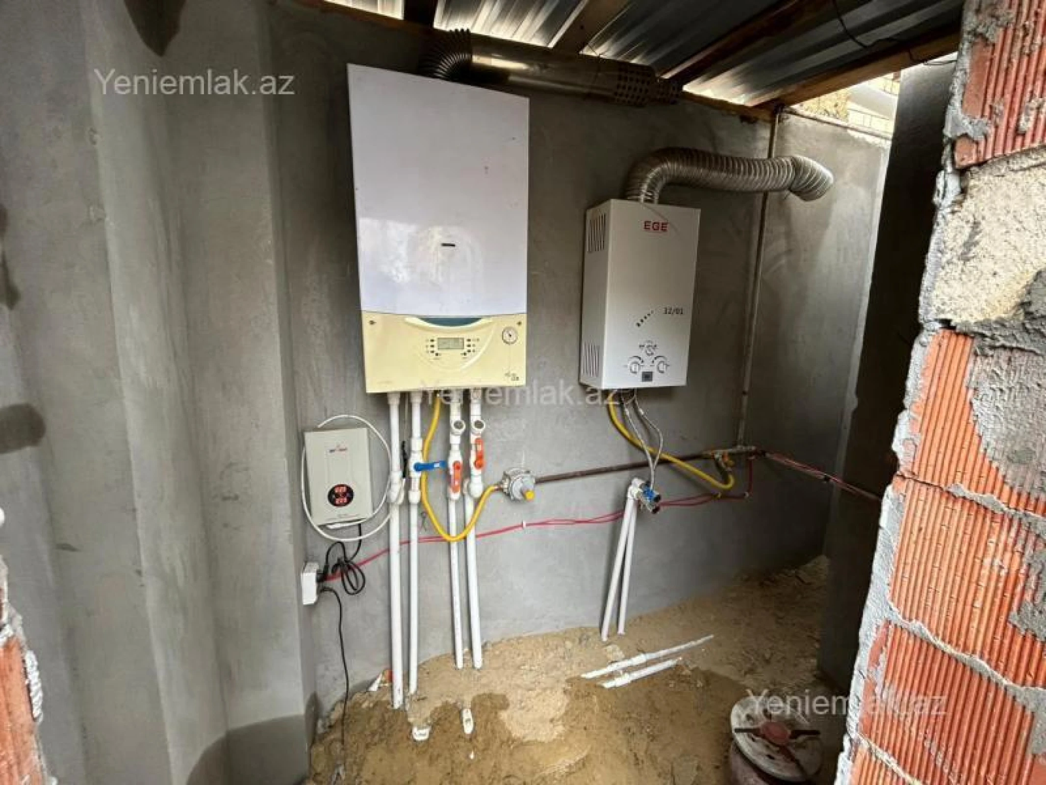 Satılır 7 otaqlı həyət evi 190 m²