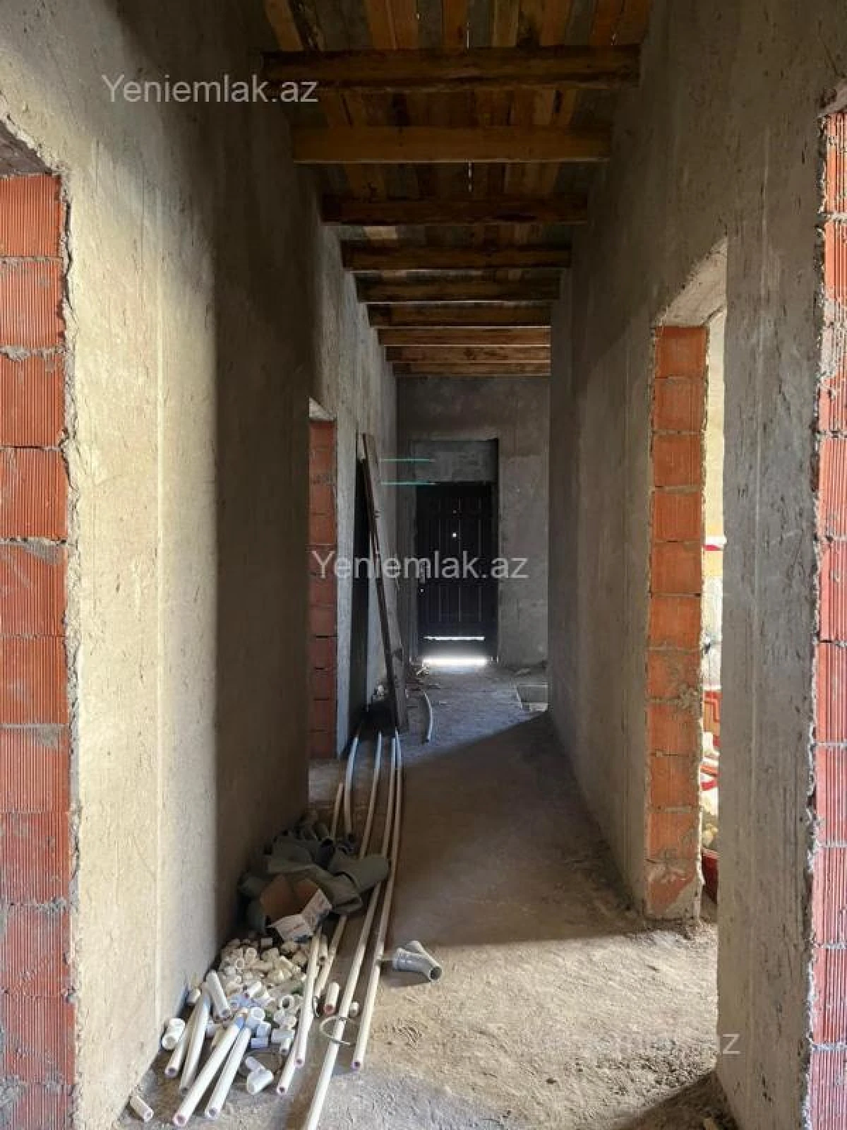 Satılır 7 otaqlı həyət evi 190 m²