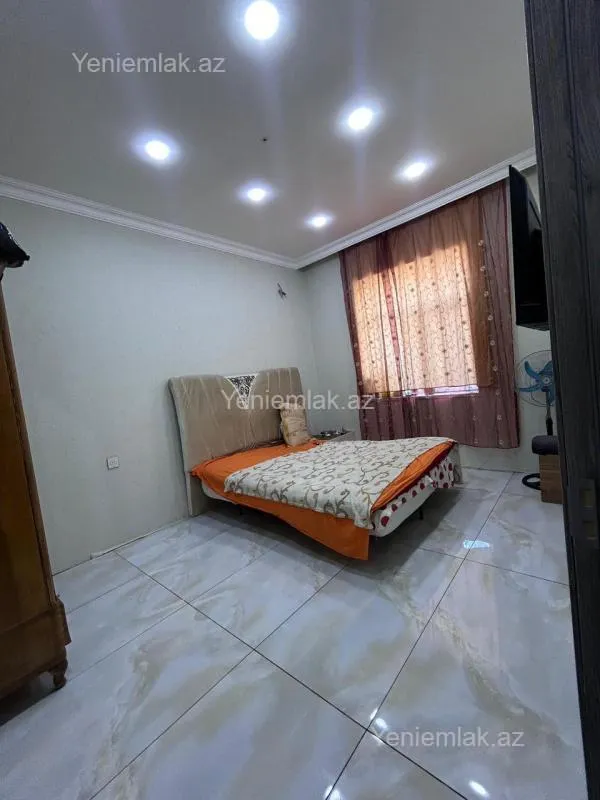 Satılır 7 otaqlı həyət evi 190 m²