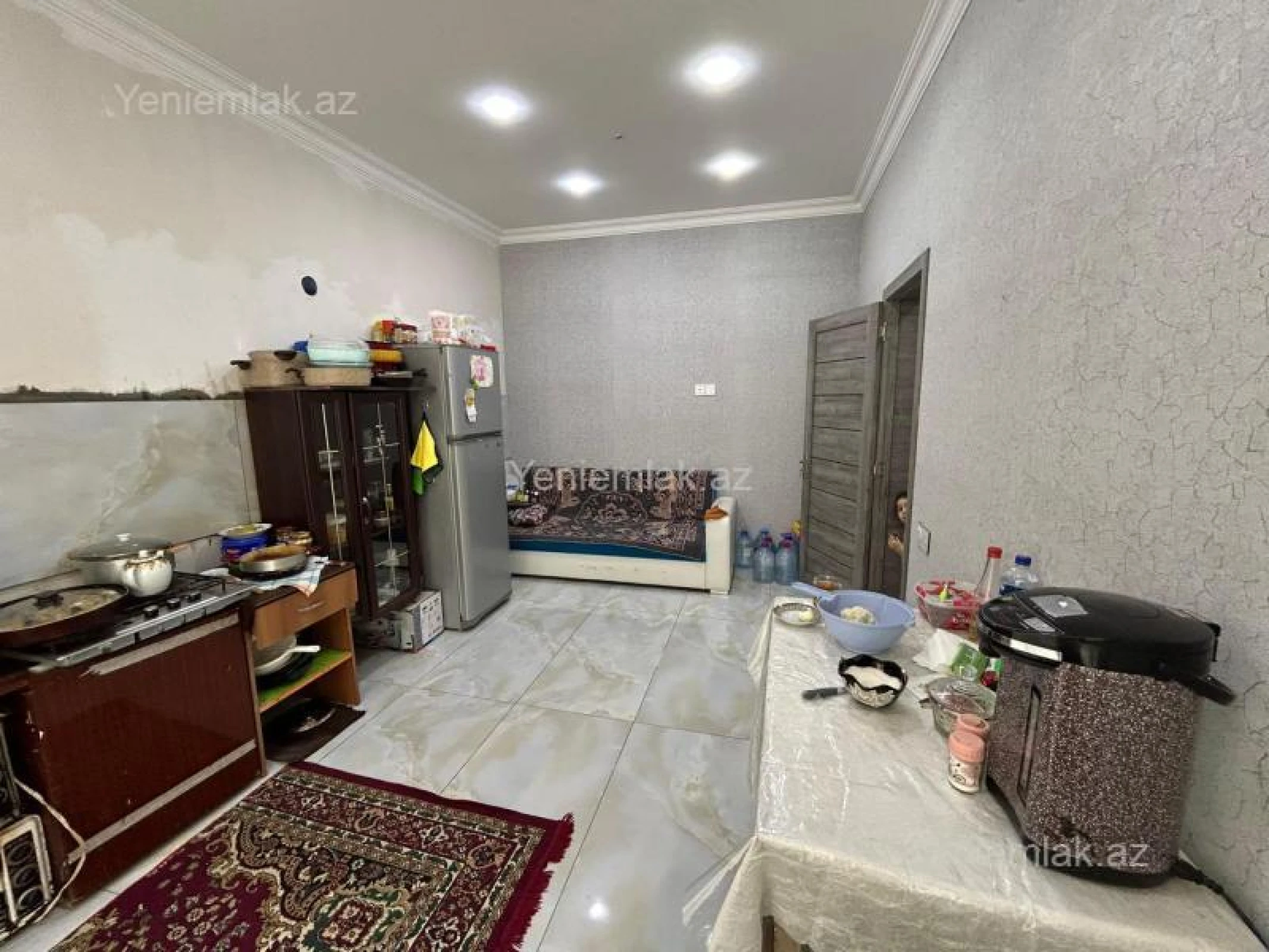 Satılır 7 otaqlı həyət evi 190 m²