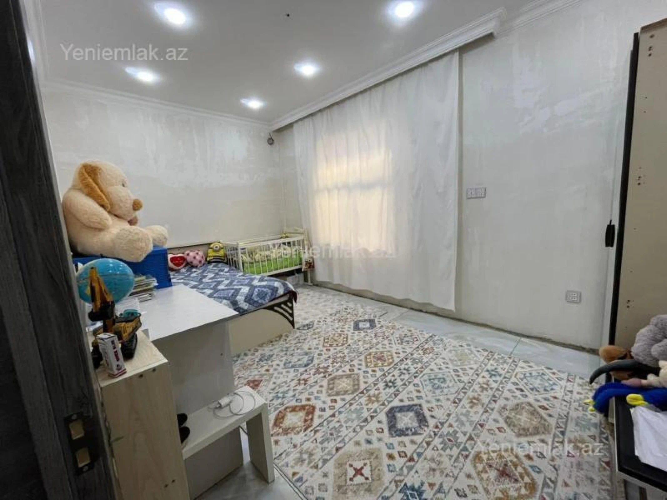 Satılır 7 otaqlı həyət evi 190 m²