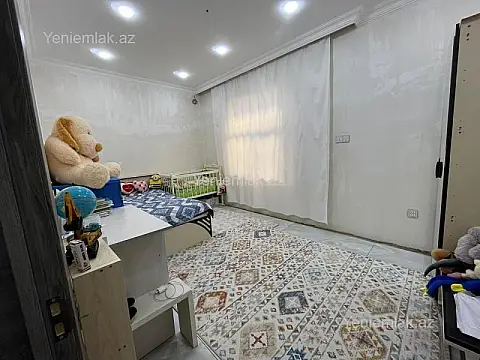 Satılır 7 otaqlı həyət evi 190 m²