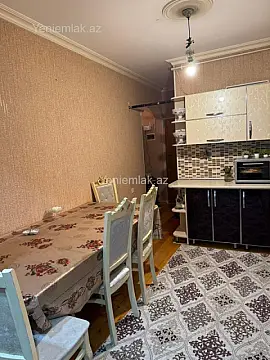 Satılır 2 otaqlı köhnə tikili 65 m²