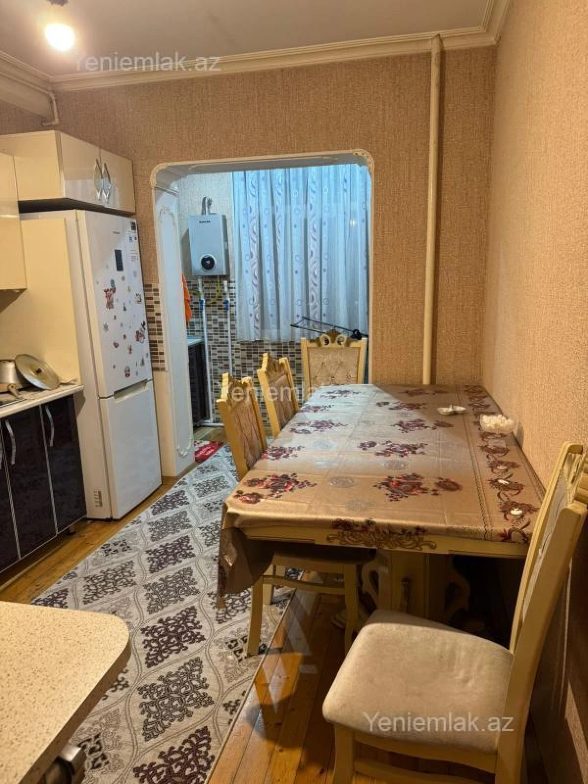 Satılır 2 otaqlı köhnə tikili 65 m²