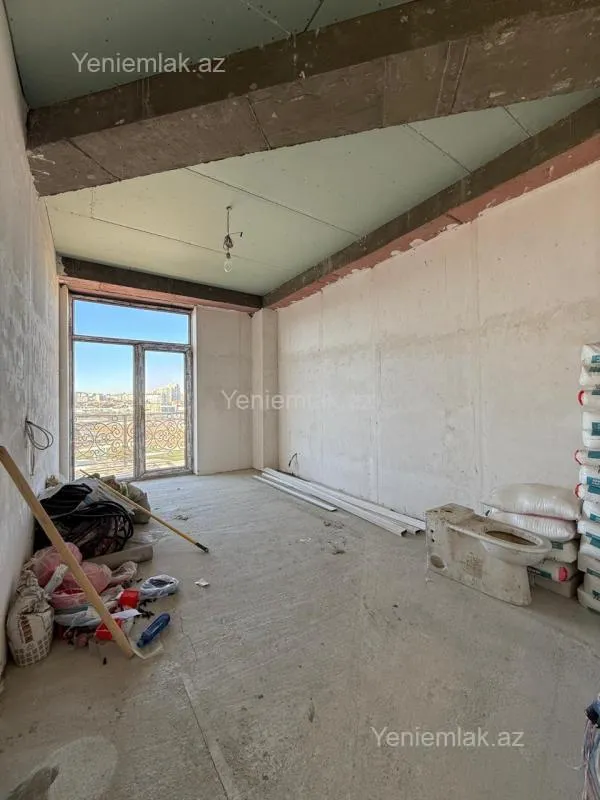 Satılır 3 otaqlı yeni tikili 100 m²