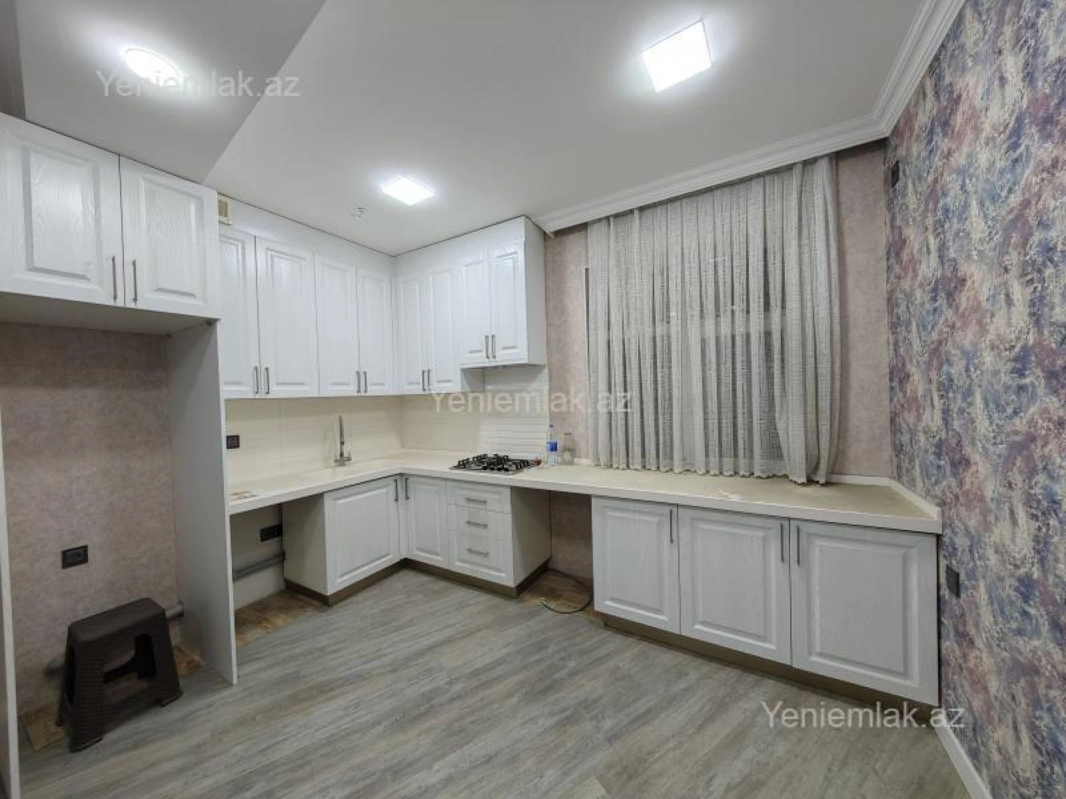 Satılır 3 otaqlı yeni tikili 76 m²