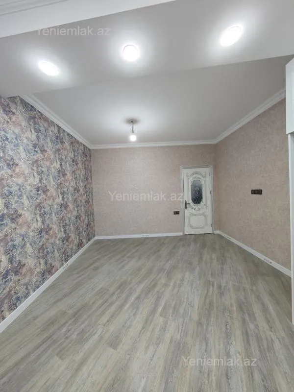 Satılır 3 otaqlı yeni tikili 76 m²