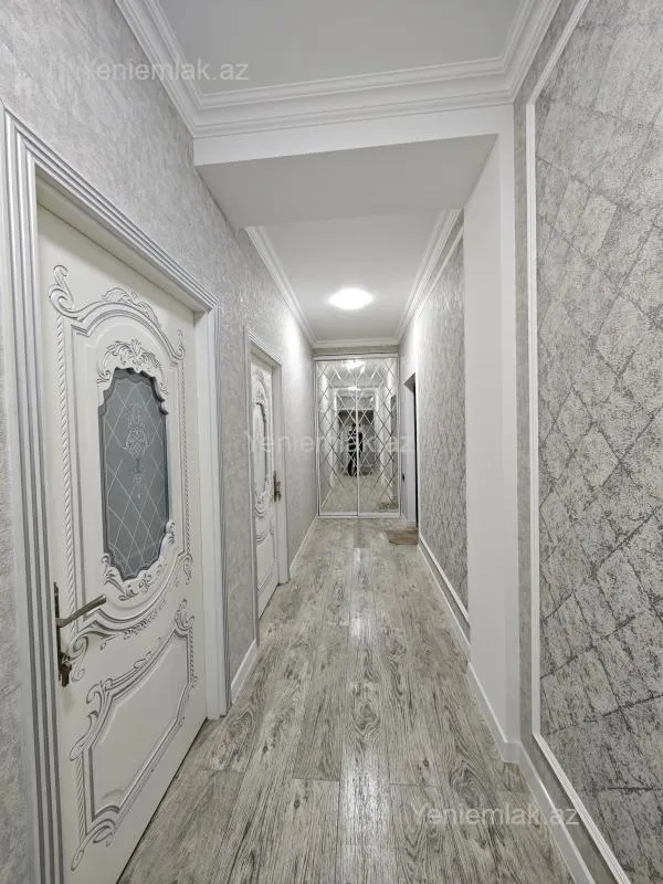 Satılır 3 otaqlı yeni tikili 76 m²