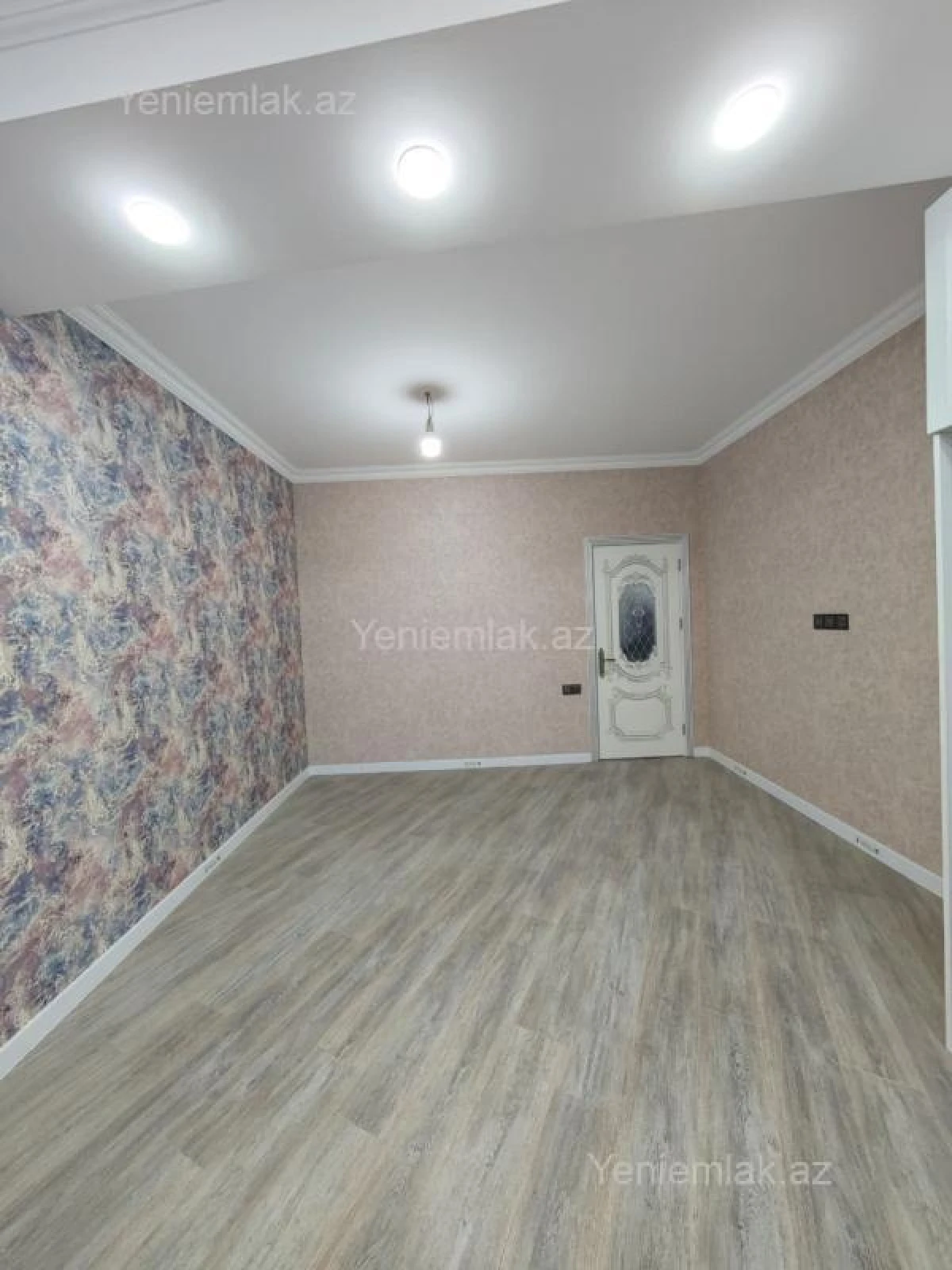 Satılır 3 otaqlı yeni tikili 76 m²