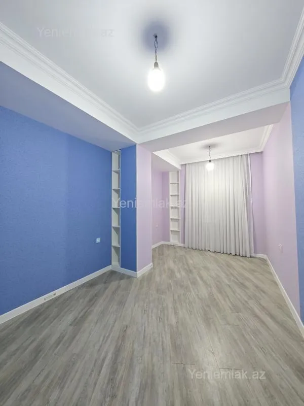 Satılır 3 otaqlı yeni tikili 76 m²