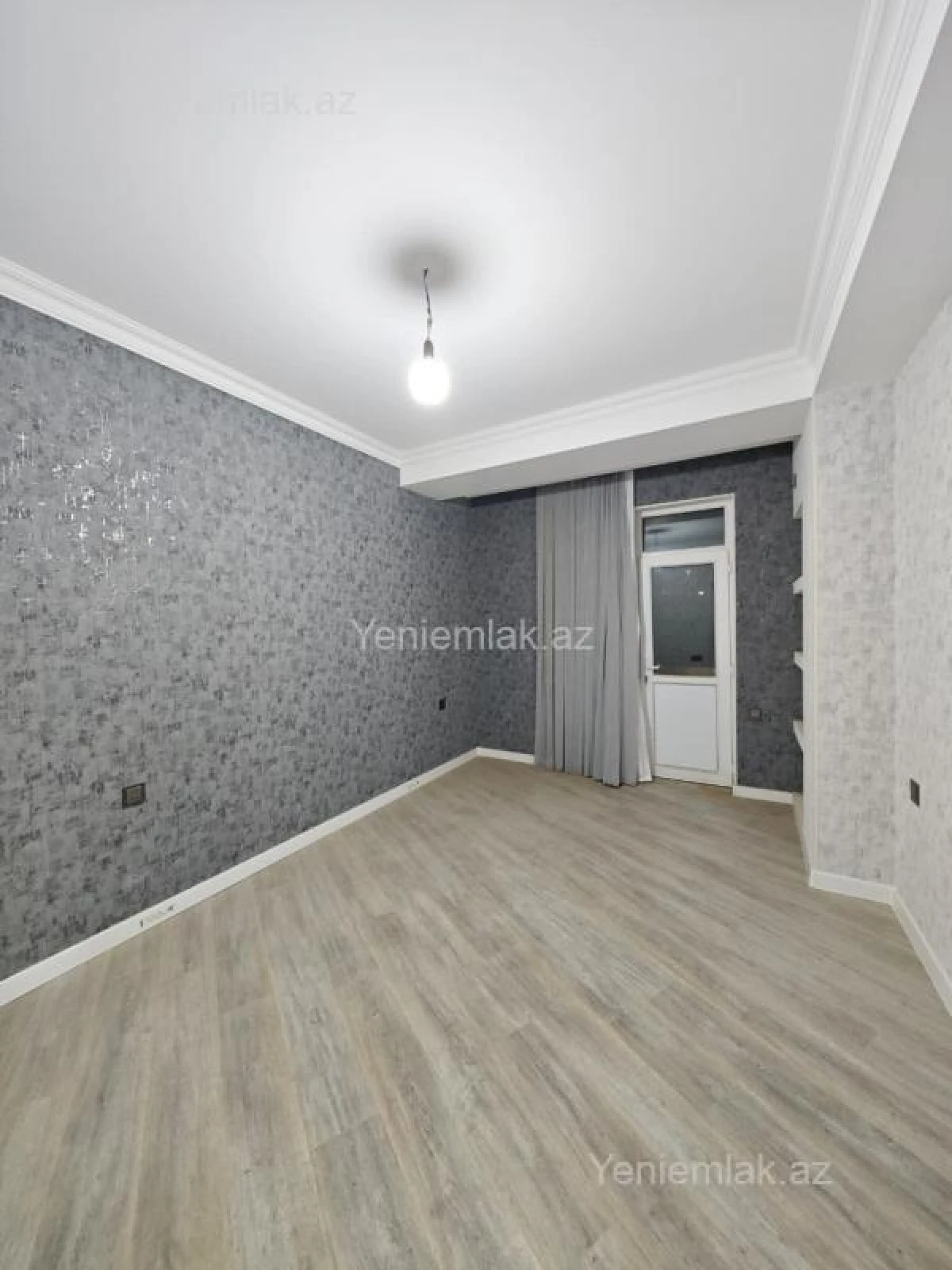 Satılır 3 otaqlı yeni tikili 76 m²
