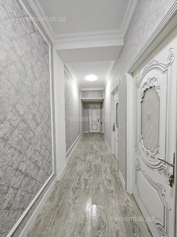 Satılır 3 otaqlı yeni tikili 76 m²