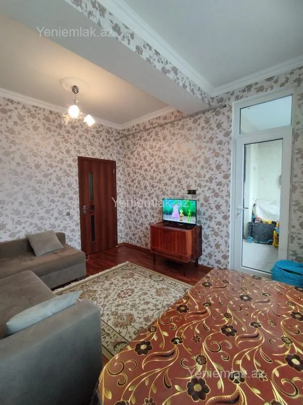 Satılır 2 otaqlı yeni tikili 62 m²