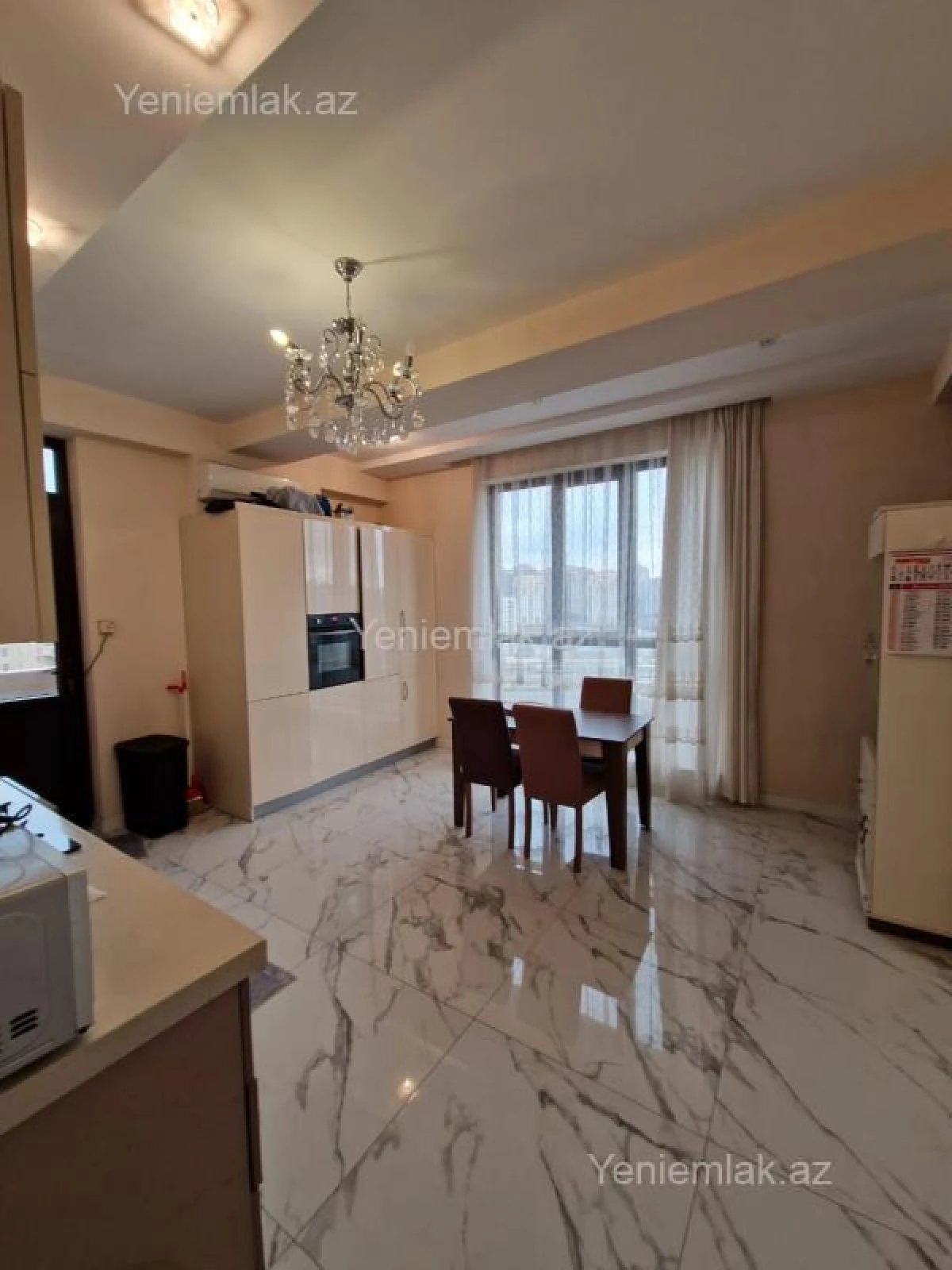 Satılır 4 otaqlı yeni tikili 186 m²