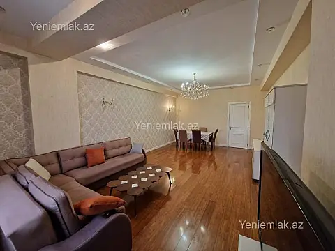 Satılır 4 otaqlı yeni tikili 186 m²