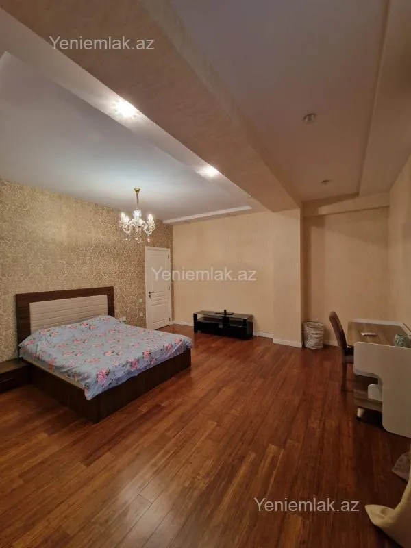 Satılır 4 otaqlı yeni tikili 186 m²