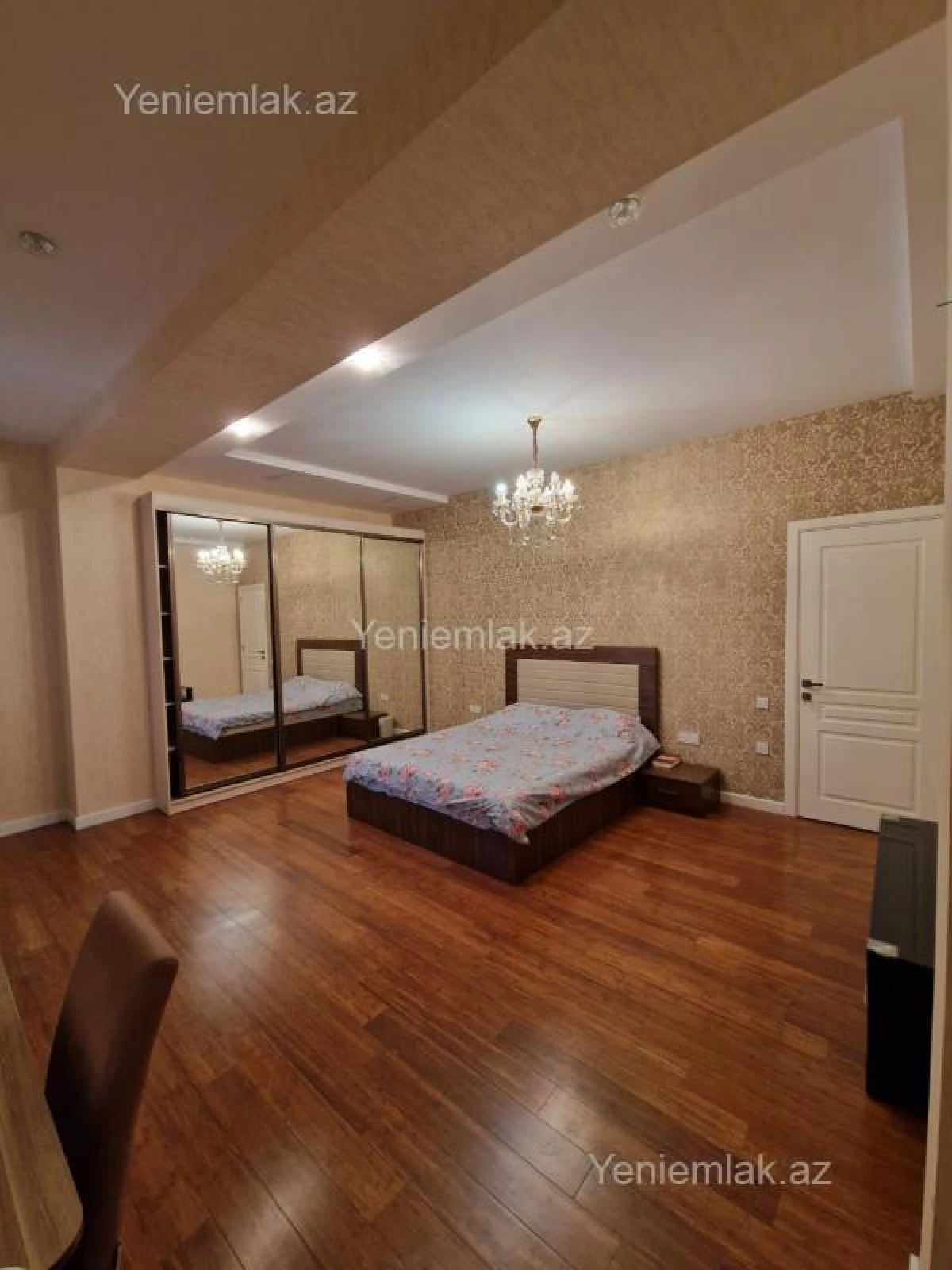 Satılır 4 otaqlı yeni tikili 186 m²