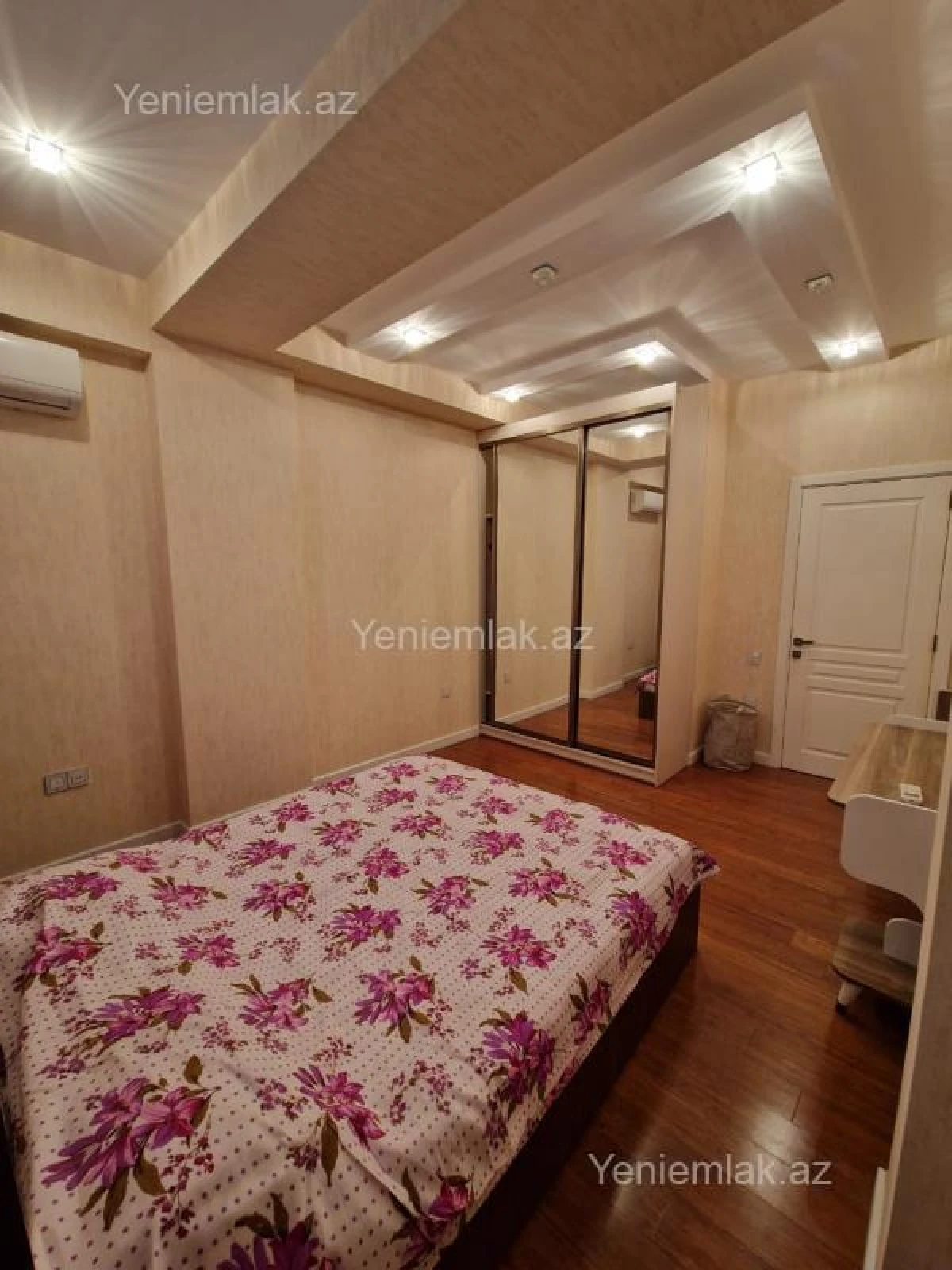 Satılır 4 otaqlı yeni tikili 186 m²
