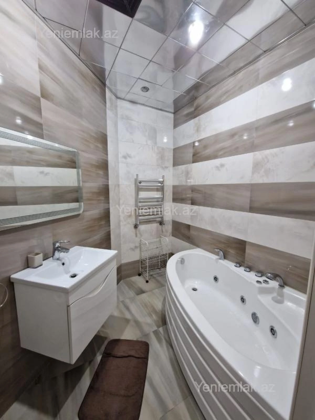 Satılır 4 otaqlı yeni tikili 186 m²