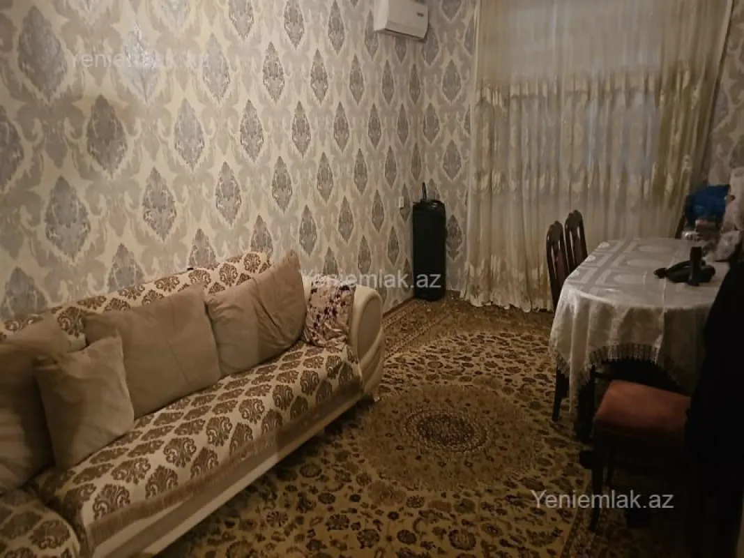 Satılır 2 otaqlı köhnə tikili 60 m²