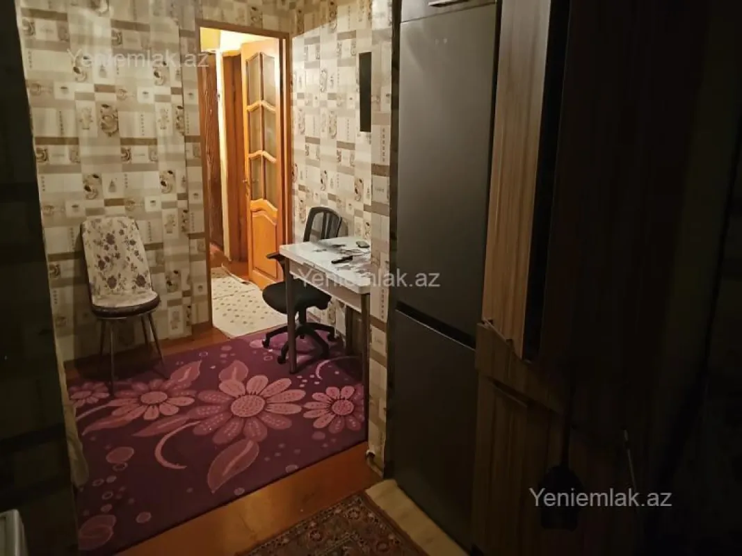 Satılır 2 otaqlı köhnə tikili 60 m²