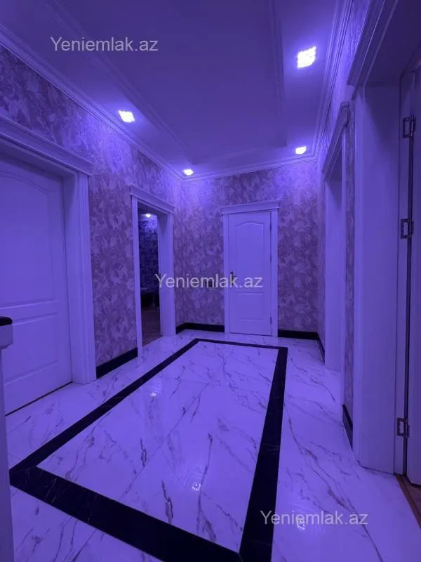 Satılır 7 otaqlı həyət evi 260 m²