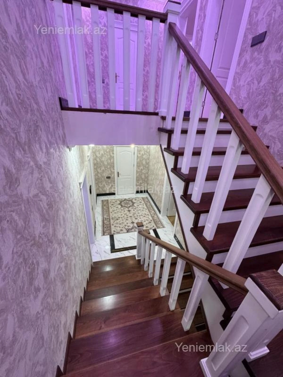 Satılır 7 otaqlı həyət evi 260 m²