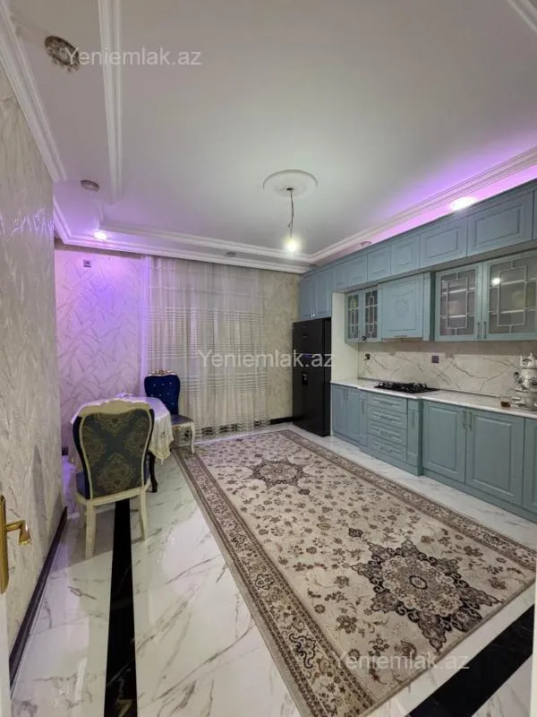 Satılır 7 otaqlı həyət evi 260 m²
