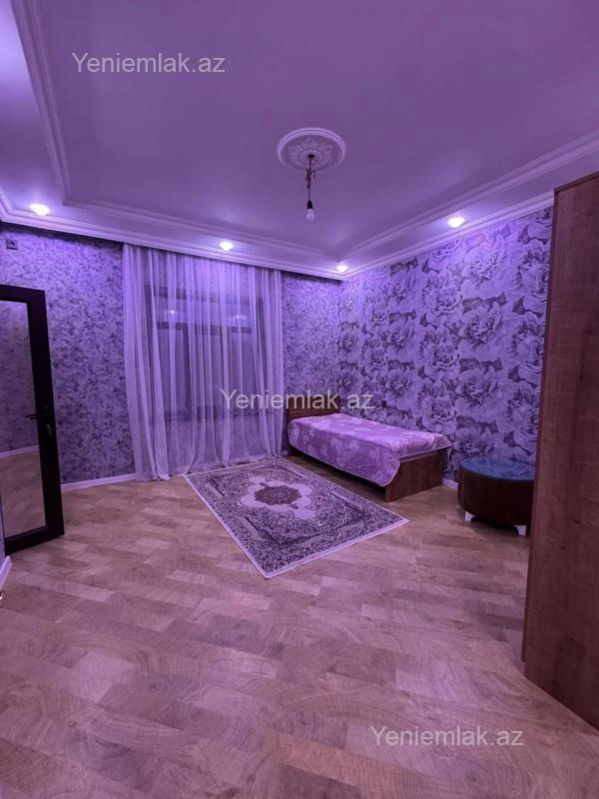 Satılır 7 otaqlı həyət evi 260 m²
