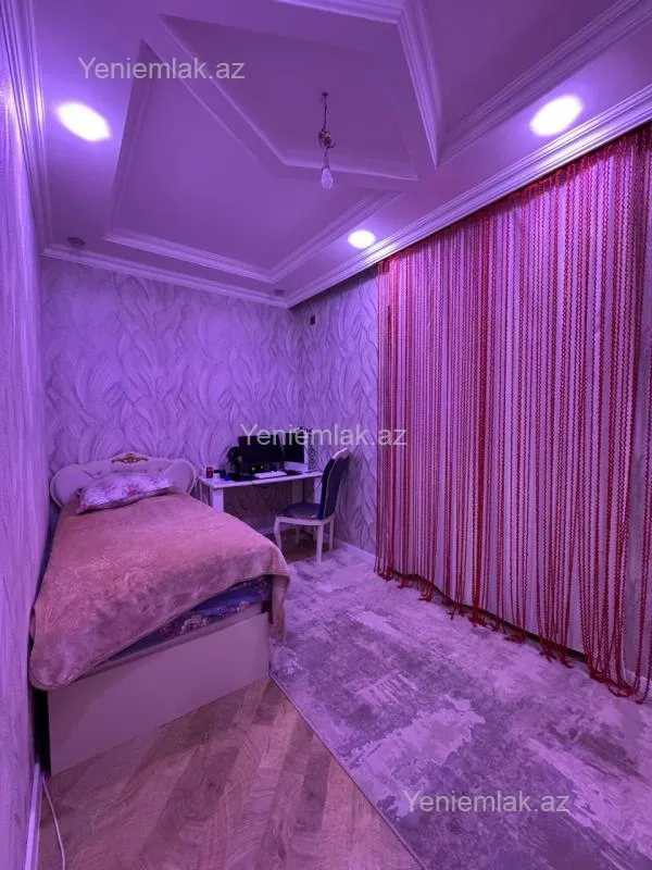 Satılır 7 otaqlı həyət evi 260 m²