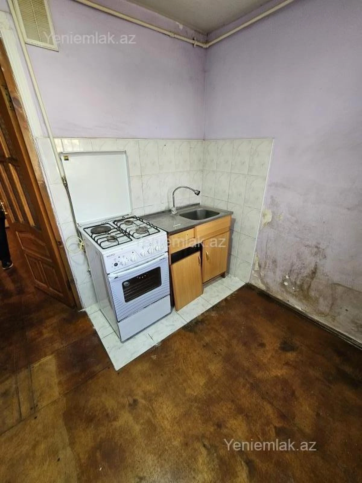 Satılır 2 otaqlı köhnə tikili 46 m²