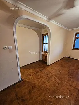 Satılır 2 otaqlı köhnə tikili 46 m²