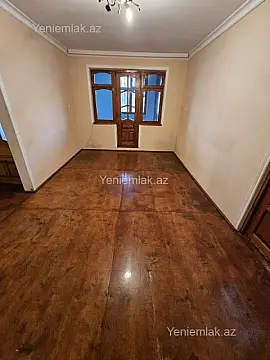 Satılır 2 otaqlı köhnə tikili 46 m²