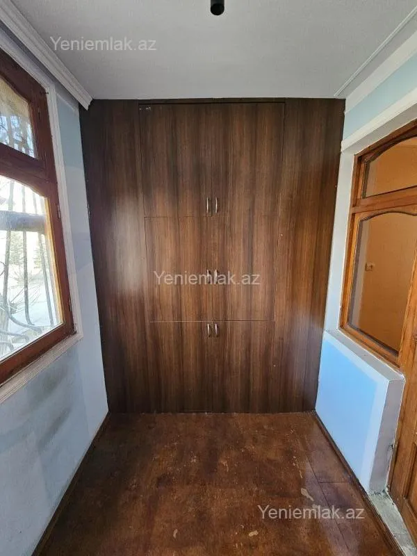 Satılır 2 otaqlı köhnə tikili 46 m²