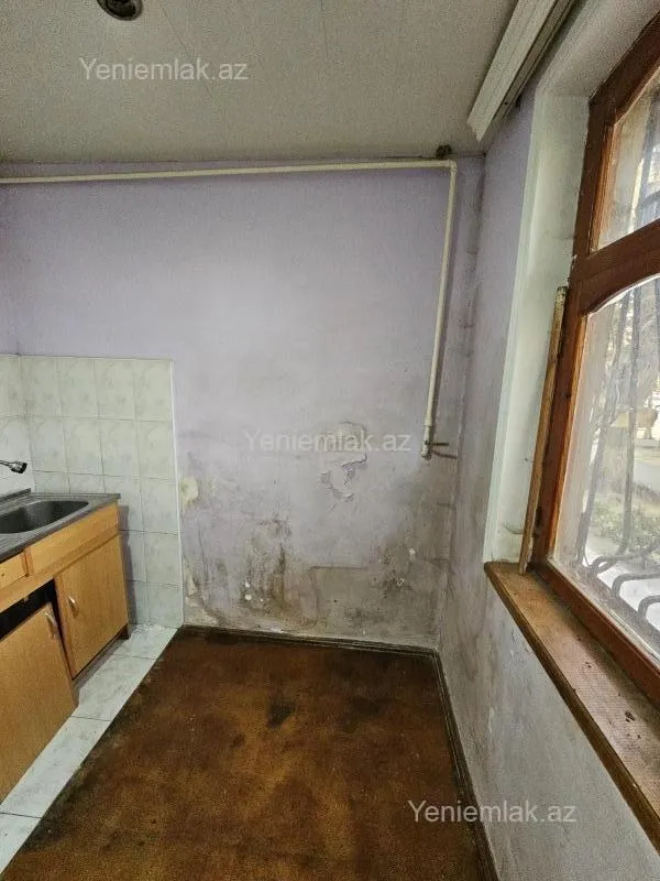 Satılır 2 otaqlı köhnə tikili 46 m²