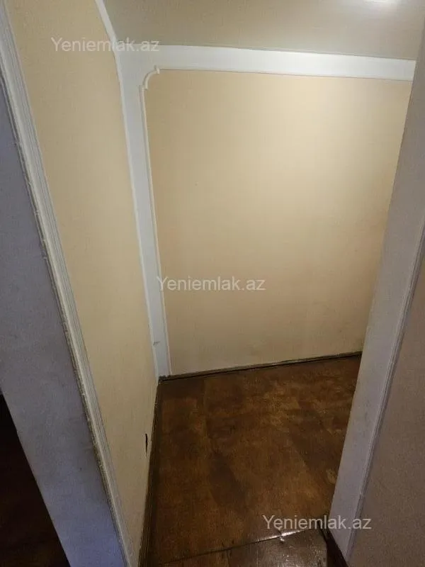 Satılır 2 otaqlı köhnə tikili 46 m²