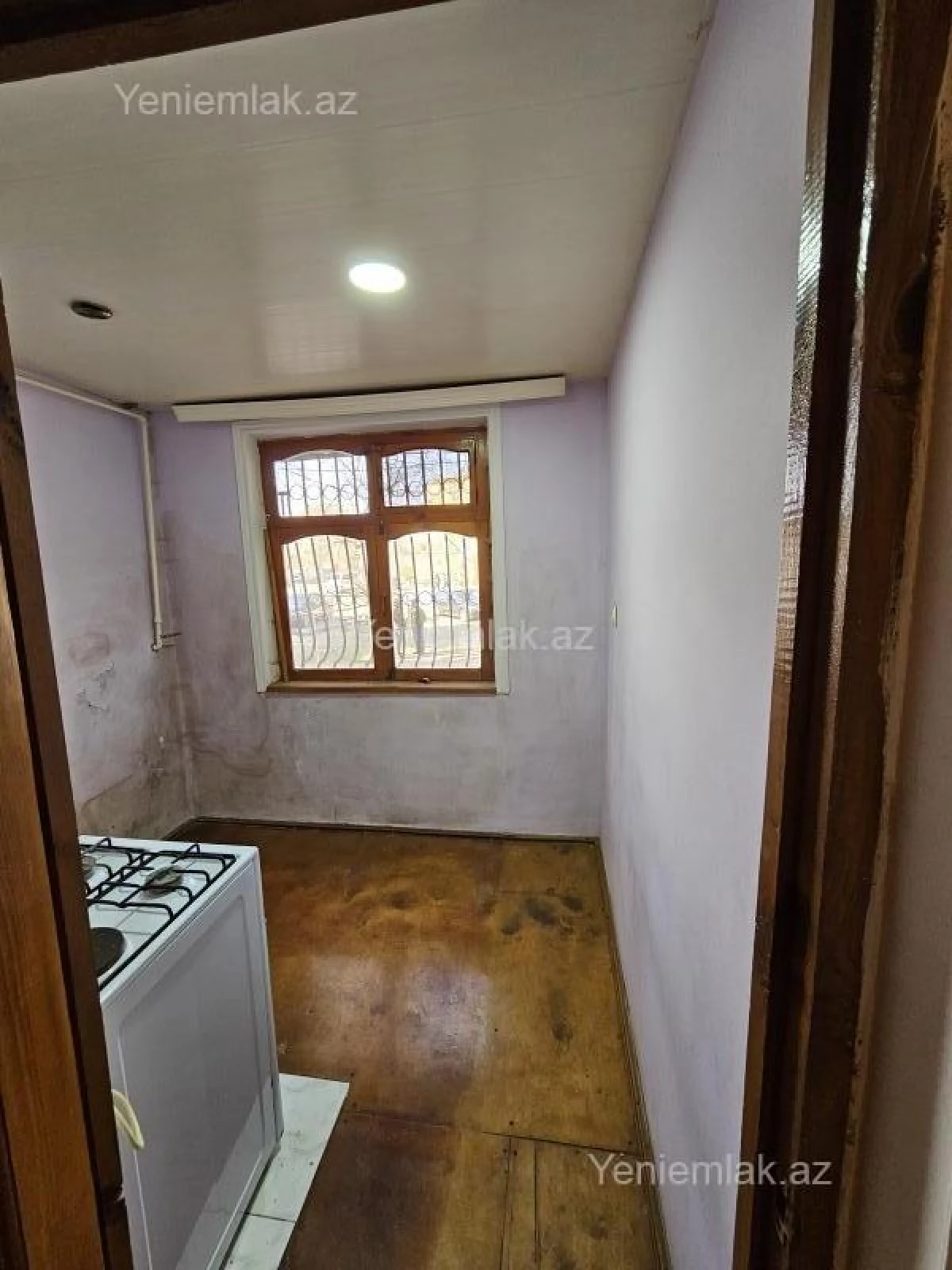 Satılır 2 otaqlı köhnə tikili 46 m²