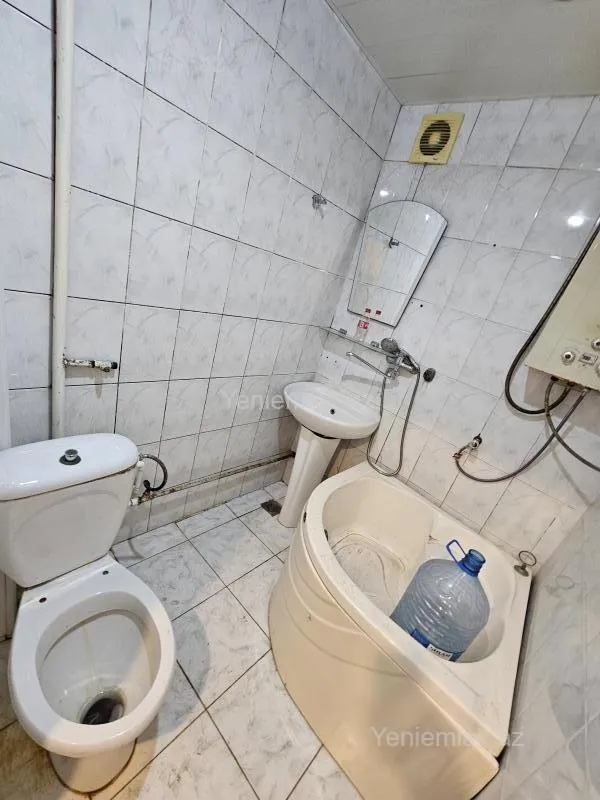 Satılır 2 otaqlı köhnə tikili 46 m²